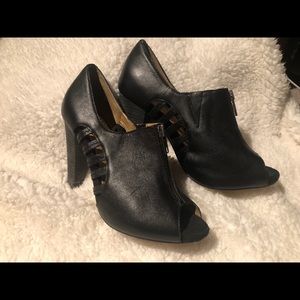 Seychelles Peep Toe Heel. Sz8